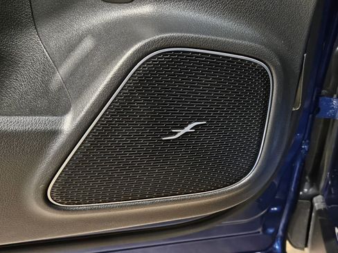 Used 2024 Mercedes-Benz GLB 250 image 22