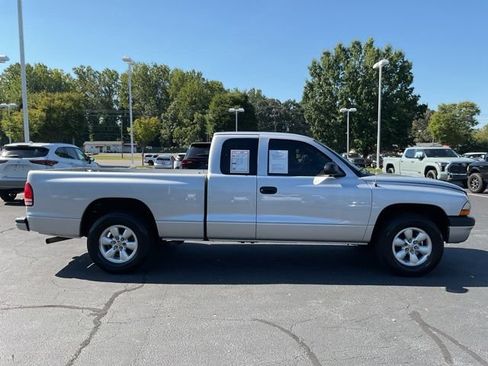 Used 2004 Dodge Dakota Sport w/ Deluxe Convenience Group RWD image 7