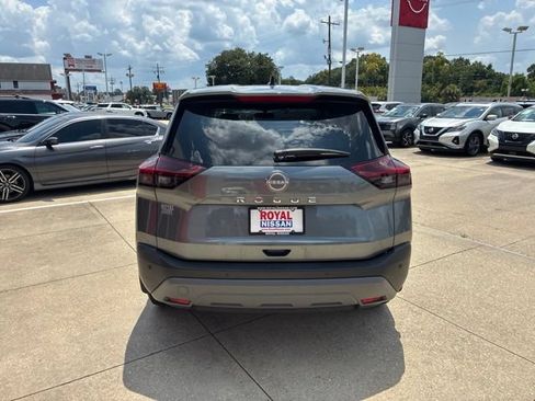 Used 2023 Nissan Rogue S FWD image 6