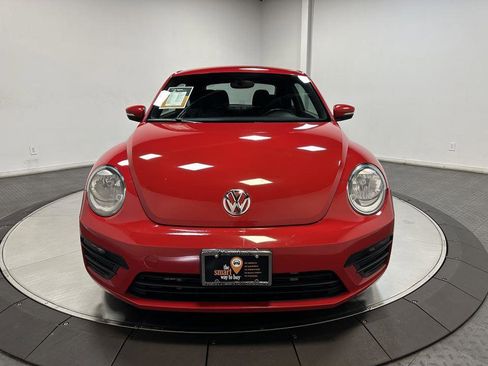 Used 2019 Volkswagen Beetle 2.0T S image 4