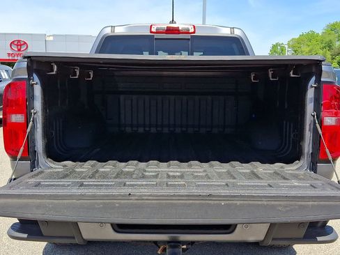 Used 2021 Chevrolet Colorado Z71 w/ Safety Package AWD/4WD image 30