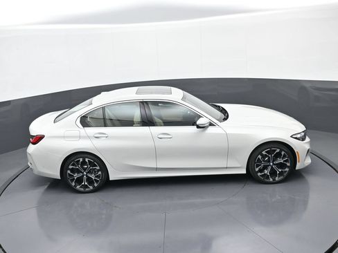New 2026 BMW 330i xDrive Sedan w/ Premium Package AWD/4WD image 37