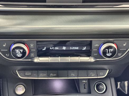 Used 2025 Audi Q5 2.0T Premium Plus image 21