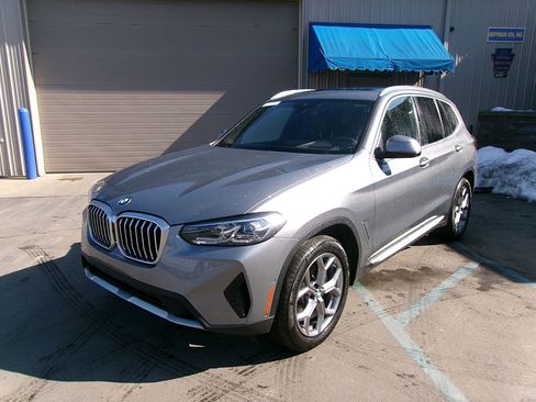 Used 2024 BMW X3 xDrive30i w/ Premium Package image 1