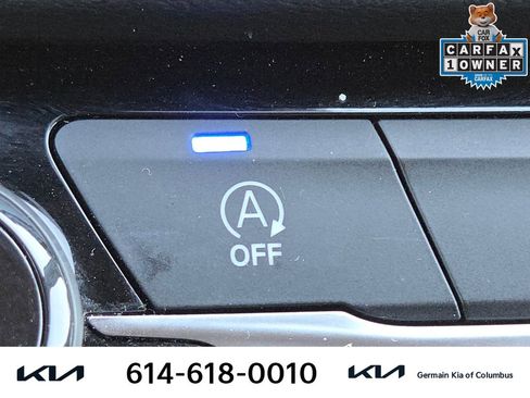 Used 2023 Chrysler Voyager LX image 35