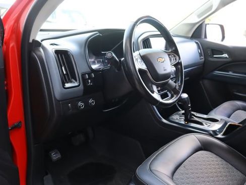 Used 2017 Chevrolet Colorado Z71 AWD/4WD image 16