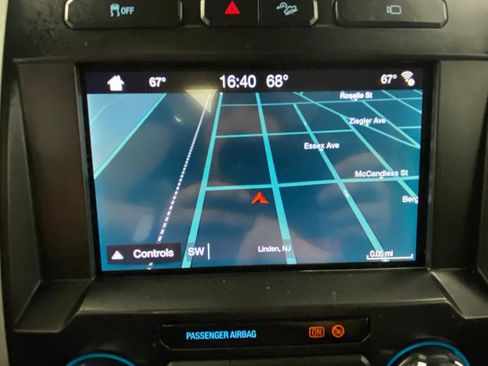 Used 2019 Ford F350 Lariat w/ Lariat Ultimate Package AWD/4WD image 31