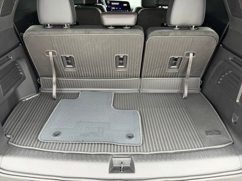 New 2026 Chevrolet Traverse Z71 w/ Enhanced Driving Package AWD/4WD image 17