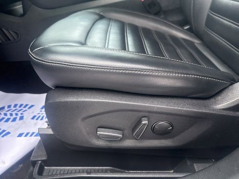 Used 2024 Ford Edge SEL image 12