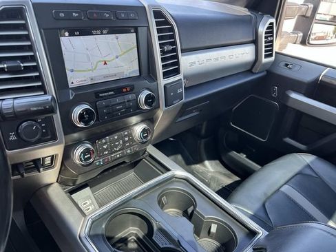 Used 2019 Ford F250 Platinum w/ Platinum Ultimate Package AWD/4WD image 31