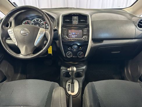Used 2016 Nissan Versa Note SV FWD image 4