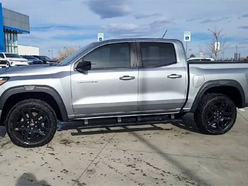 Used 2024 Chevrolet Colorado Z71 w/ Z71 Convenience Package 2 image 6