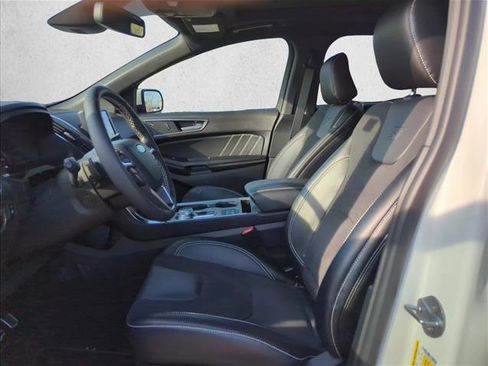 Used 2024 Ford Edge ST w/ Equipment Group 401A image 18