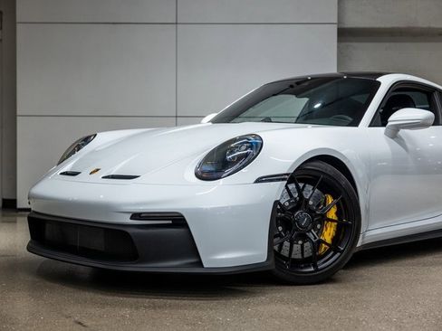 Used 2022 Porsche 911 GT3 image 13