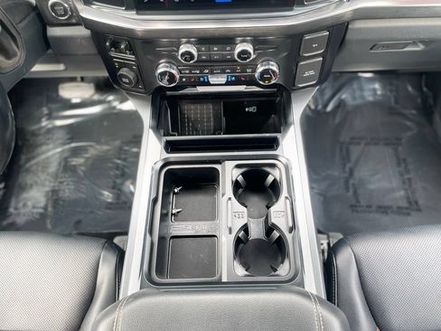 Used 2024 Ford F250 Lariat w/ Chrome Package AWD/4WD image 12
