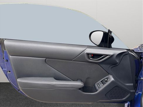 Used 2023 Toyota GR86 w/ ALL Weather Mat Package (TMS) RWD image 18
