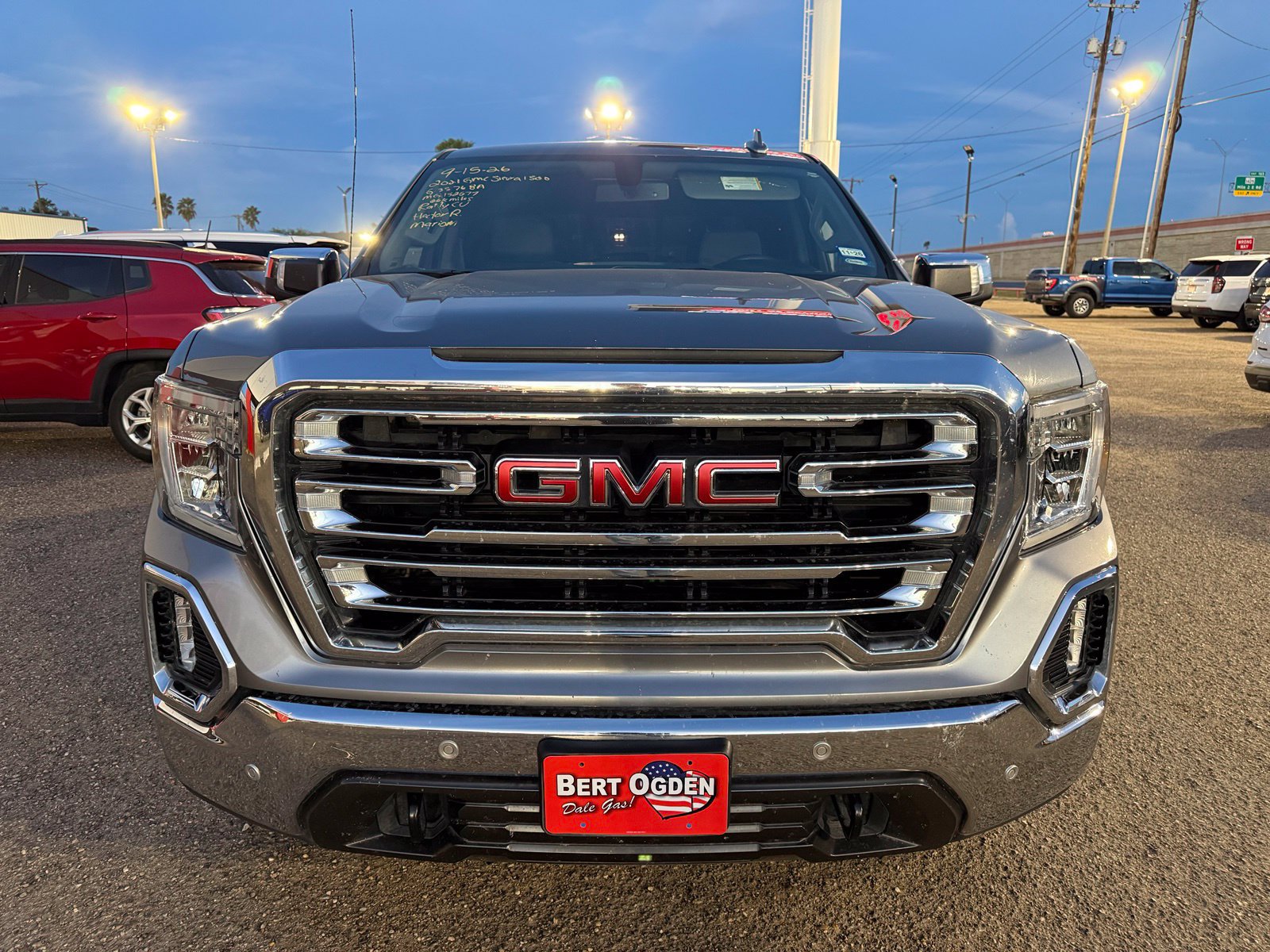 Used 2021 GMC Sierra 1500 SLT RWD image 2