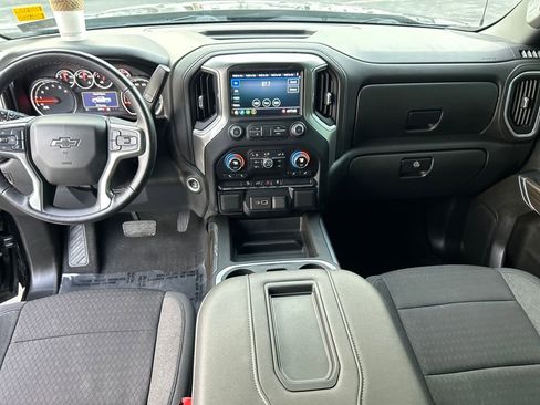 Used 2022 Chevrolet Silverado 1500 LT Trail Boss image 20