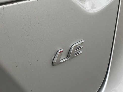 Certified 2025 Toyota Corolla LE image 6