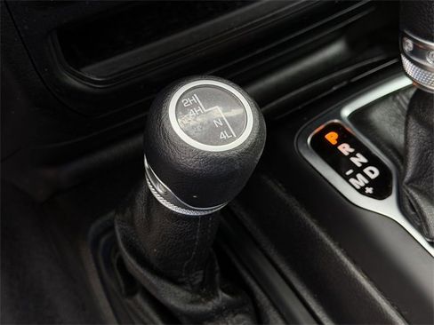 Used 2021 Jeep Wrangler Unlimited Sport image 18