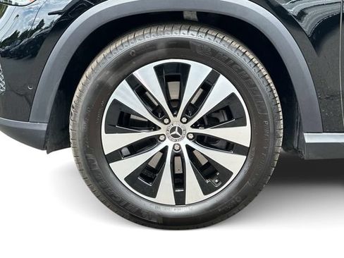 Certified 2025 Mercedes-Benz GLE 350 4MATIC image 8