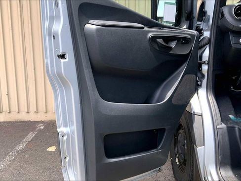 New 2025 Mercedes-Benz Sprinter 2500 image 17