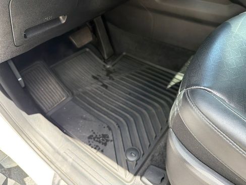 Used 2023 Kia Sorento SX FWD image 48