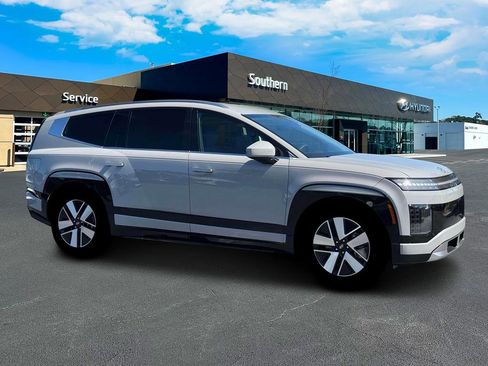 New 2026 Hyundai Ioniq 9 SEL image 11