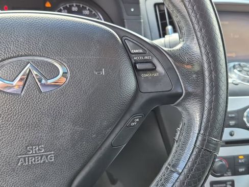 Used 2014 INFINITI Q60 Journey w/ Premium Package image 27