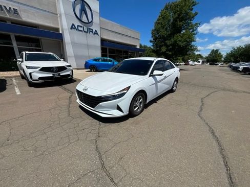 Used 2021 Hyundai Elantra SE FWD image 36