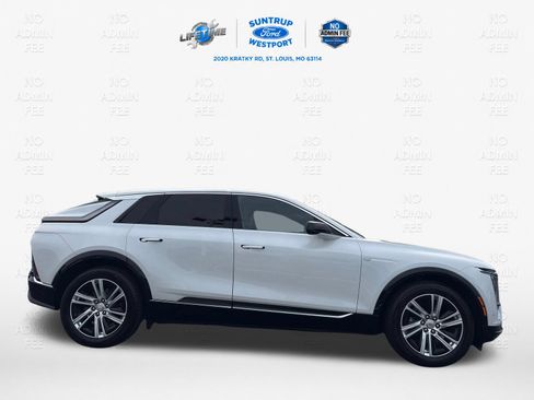 Used 2024 Cadillac Lyriq Tech RWD image 29