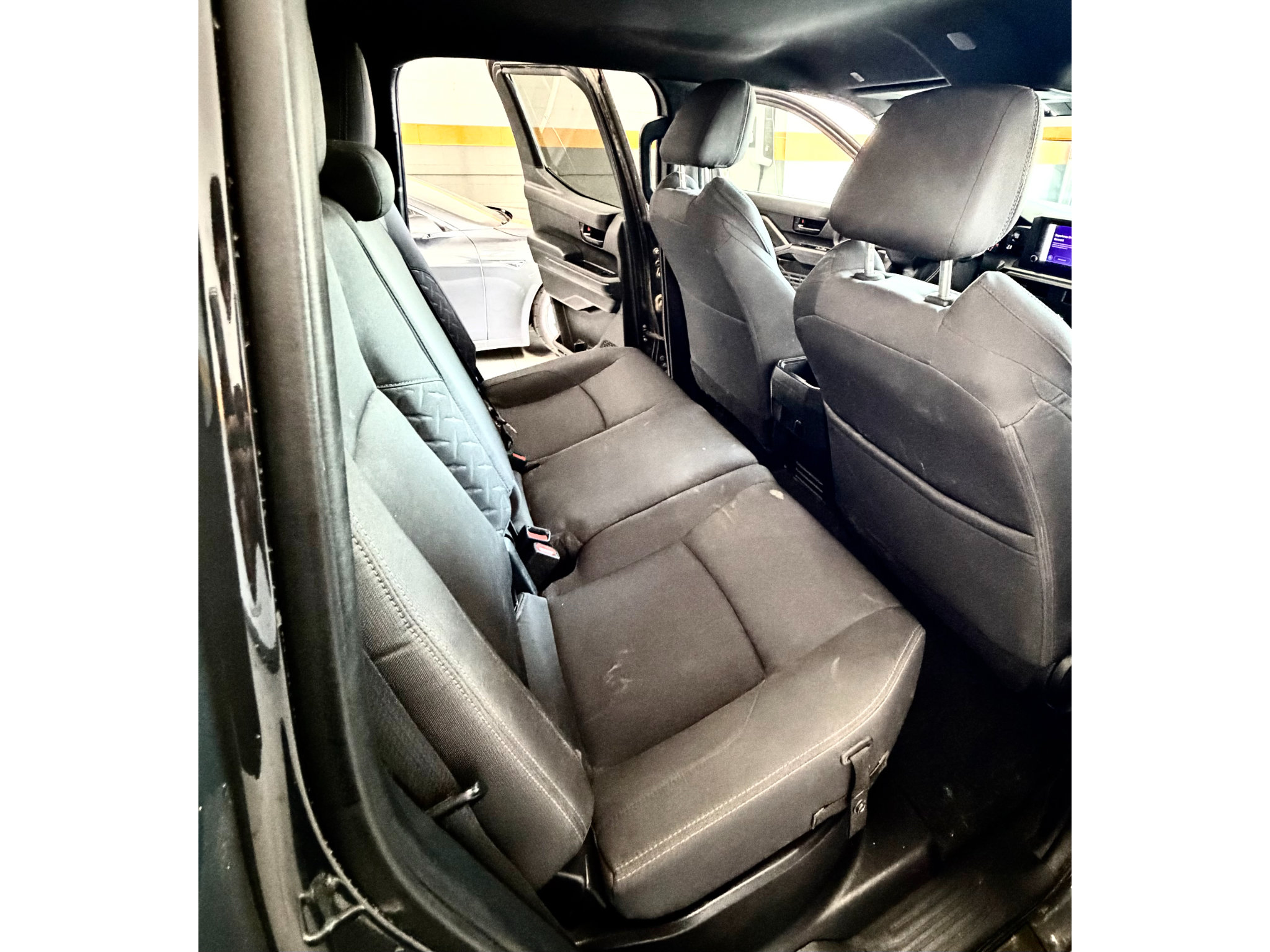 Used 2024 Toyota Tacoma SR5 AWD/4WD image 18