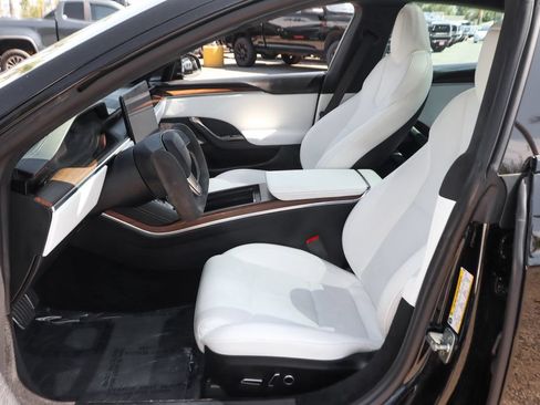 Used 2023 Tesla Model S Standard Range AWD/4WD image 16