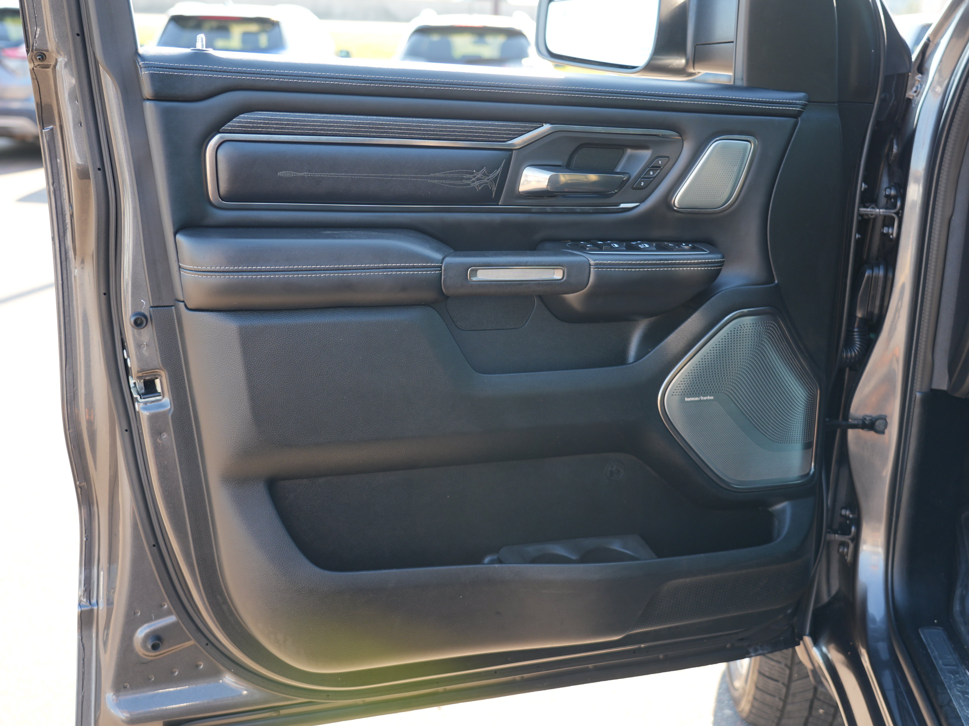 Used 2020 RAM 1500 Limited AWD/4WD image 14