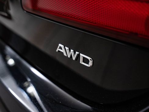 Used 2011 Lexus LS 460 AWD w/ Luxury Value Edition image 20