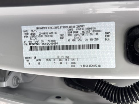 New 2026 Ford F350 XL w/ XL Chrome Package image 28