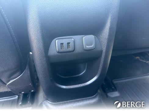 Used 2018 GMC Canyon SLE w/ SLE Convenience Package RWD image 28
