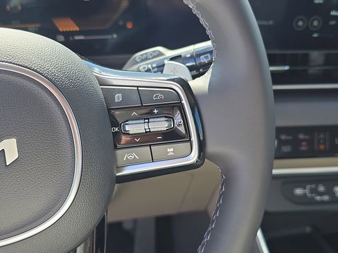 New 2026 Kia Carnival EX image 31