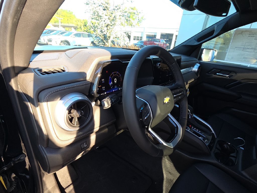 New 2026 Chevrolet Colorado LT w/ LT Convenience Package AWD/4WD image 15