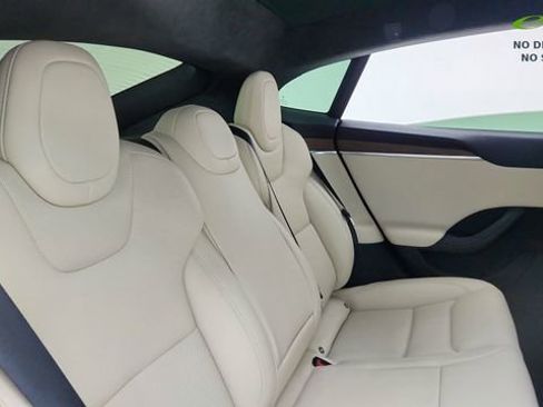 Used 2022 Tesla Model S AWD/4WD image 24