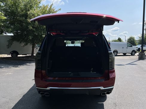 New 2026 Chevrolet Tahoe High Country AWD/4WD image 10