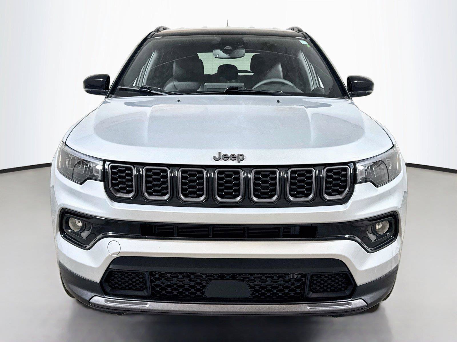 Used 2026 Jeep Compass Limited AWD/4WD image 2
