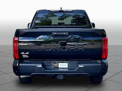 Used 2022 Toyota Tundra SR5 w/ SR5 Premium Package AWD/4WD image 5