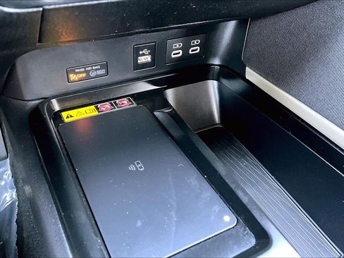 Used 2026 Toyota Camry LE FWD image 33