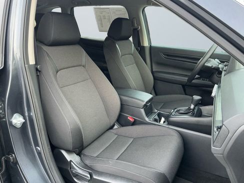 Used 2025 Honda CR-V LX image 16