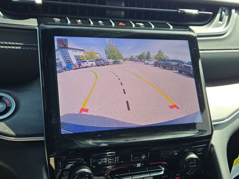 New 2025 Jeep Grand Cherokee Limited w/ MOPAR Finishing Package image 31