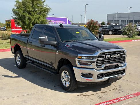 Used 2025 RAM 2500 Tradesman AWD/4WD image 10