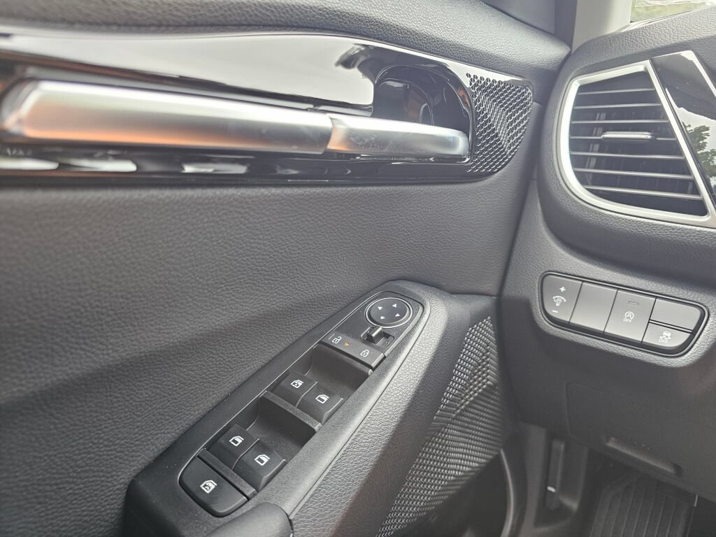New 2026 Kia Seltos S AWD/4WD image 21