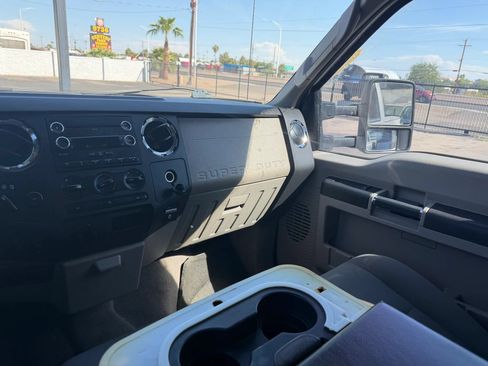 Used 2010 Ford F250 XL AWD/4WD image 22