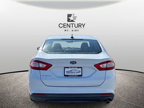 Used 2014 Ford Fusion S image 3